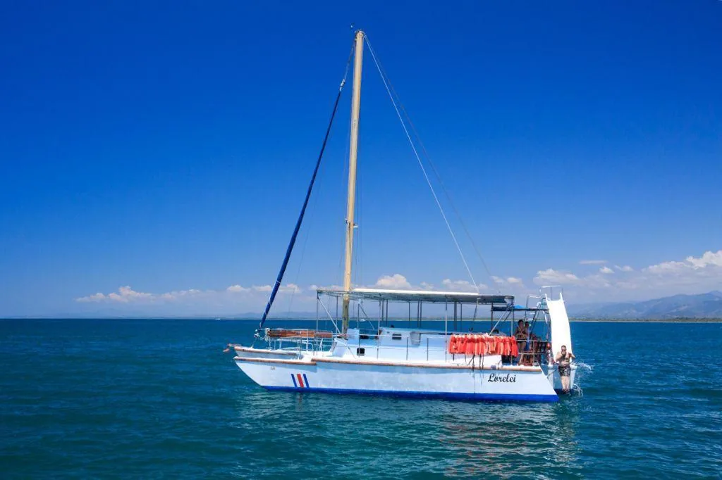 The engine goes off and the hull does the talking